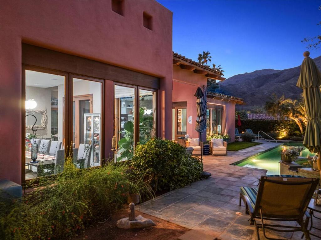 Vista Paseo - Residential