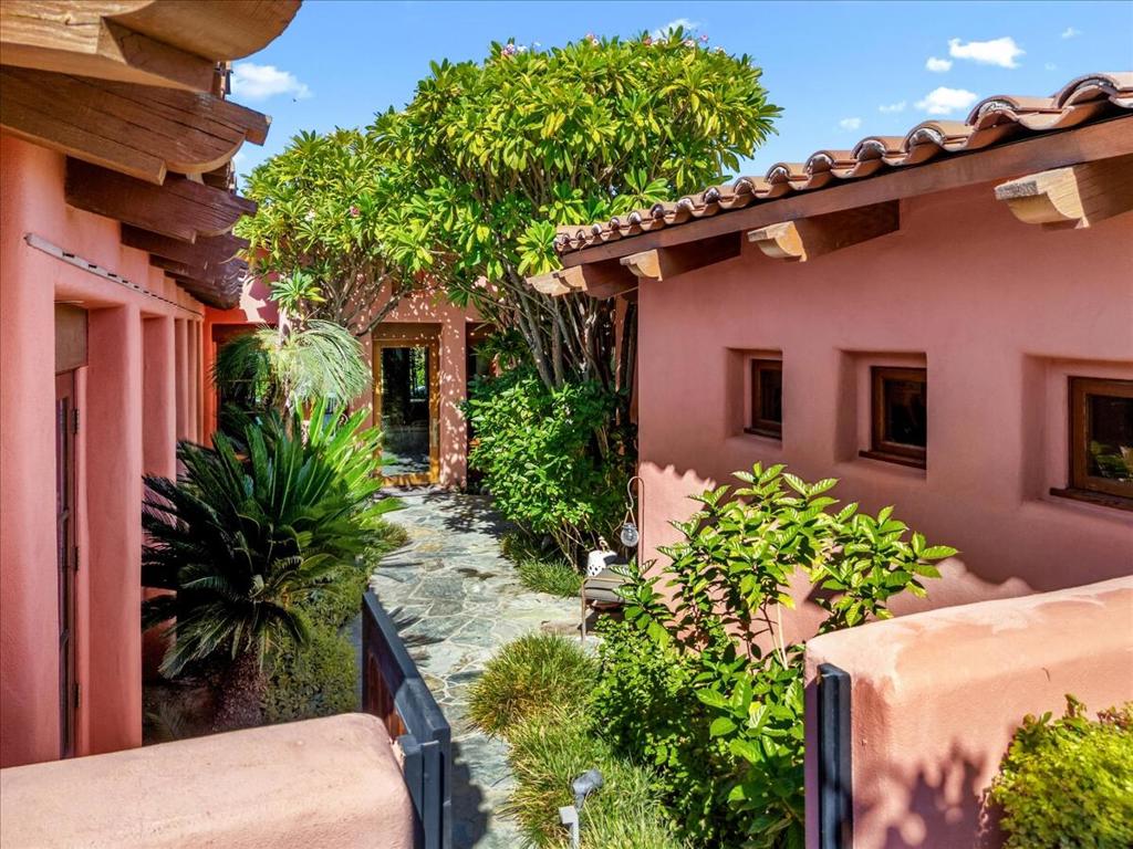 Vista Paseo - Residential