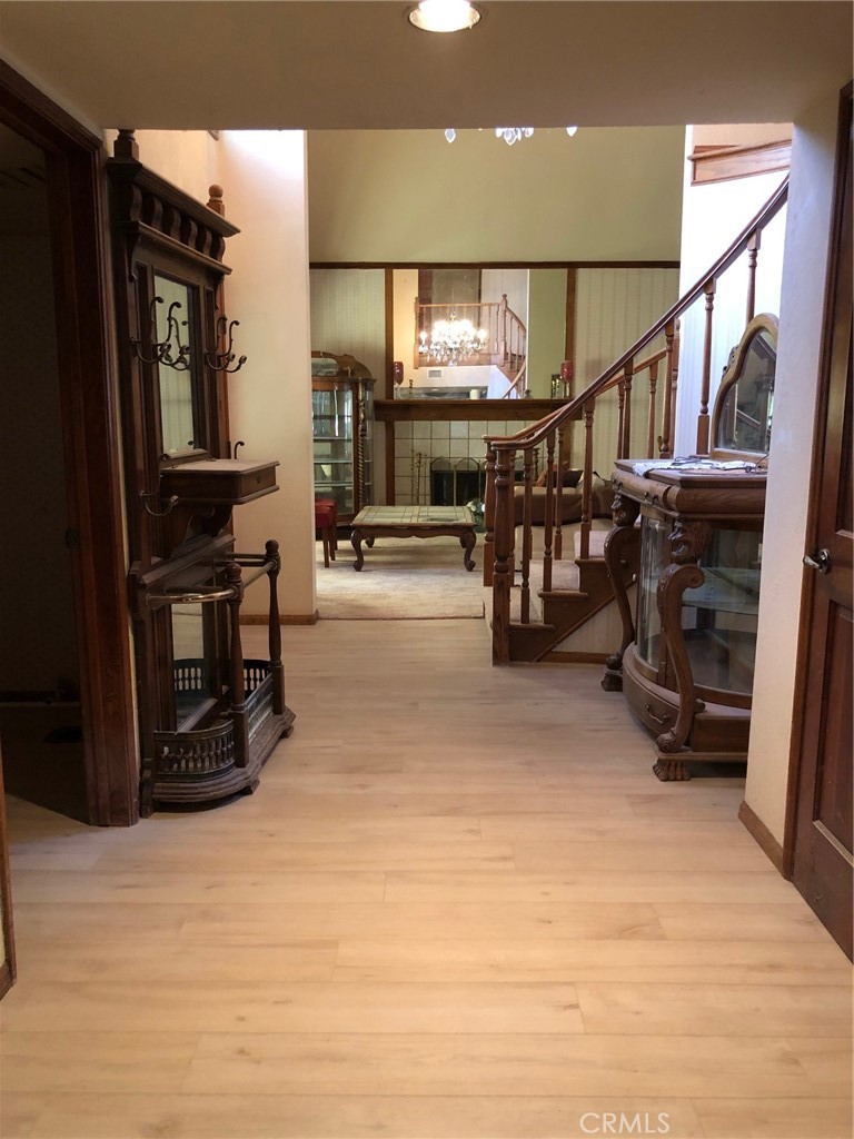 11050 Lindley Avenue