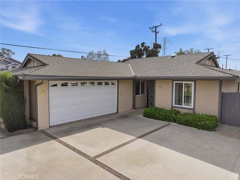 Photo of 5301 Kirtland Ave, Lakewood, CA 90713 (MLS # PW26083222)