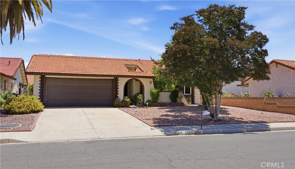 Photo 1 of 33 — 1126 Mayten Tree Court, Hemet, CA 92545