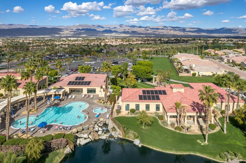 Heritage Palms CC - Residential