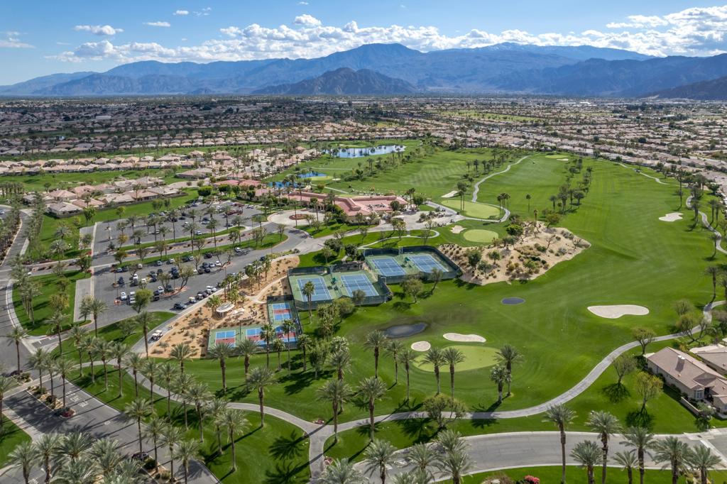 Heritage Palms CC - Residential