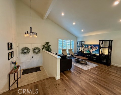 210 S Francisco Place