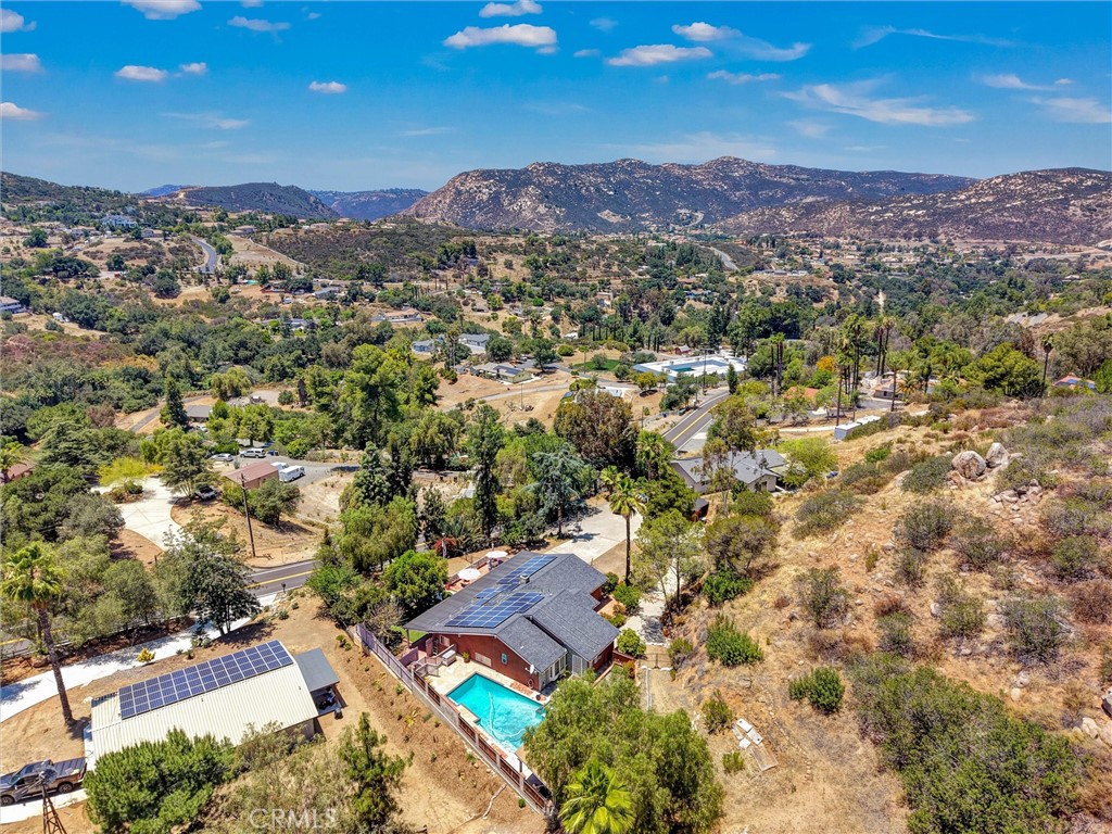 1026 Arnold Way