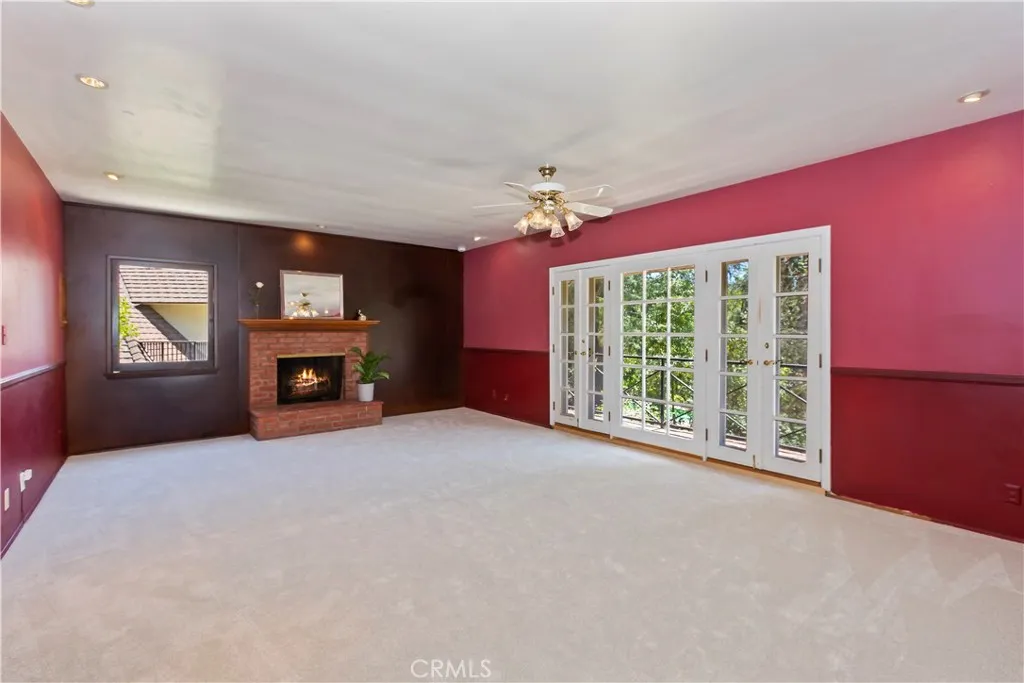 La Canada Flintridge, California 91011, United States, 4 Bedrooms Bedrooms, ,3 BathroomsBathrooms,Residential,Active,186289