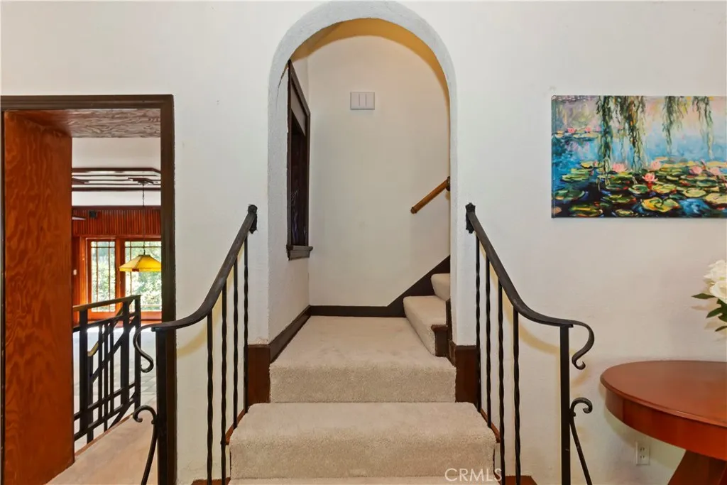 La Canada Flintridge, California 91011, United States, 4 Bedrooms Bedrooms, ,3 BathroomsBathrooms,Residential,Active,186289