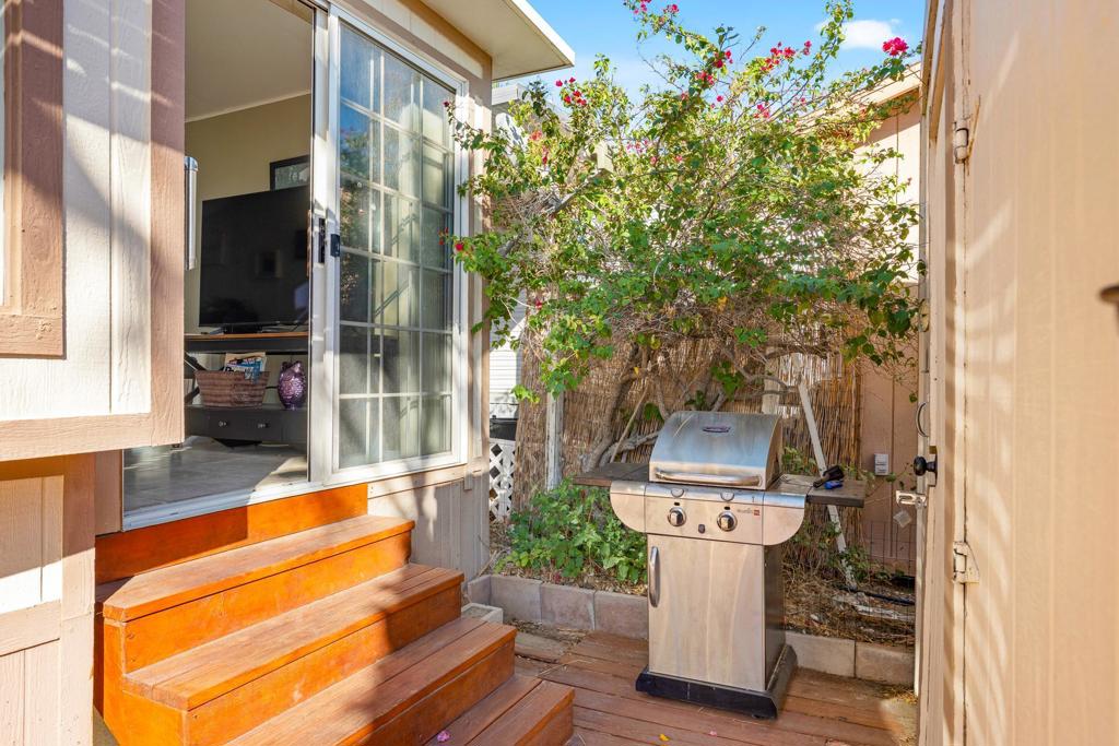 Not Applicable-1 - Manufactured In Park