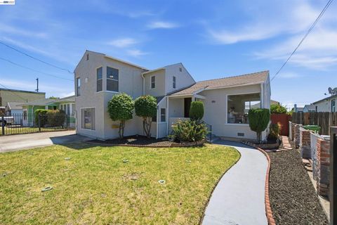 Photo of 10517 Voltaire Ave AVE, Oakland, CA 94603 (MLS # 41138895)
