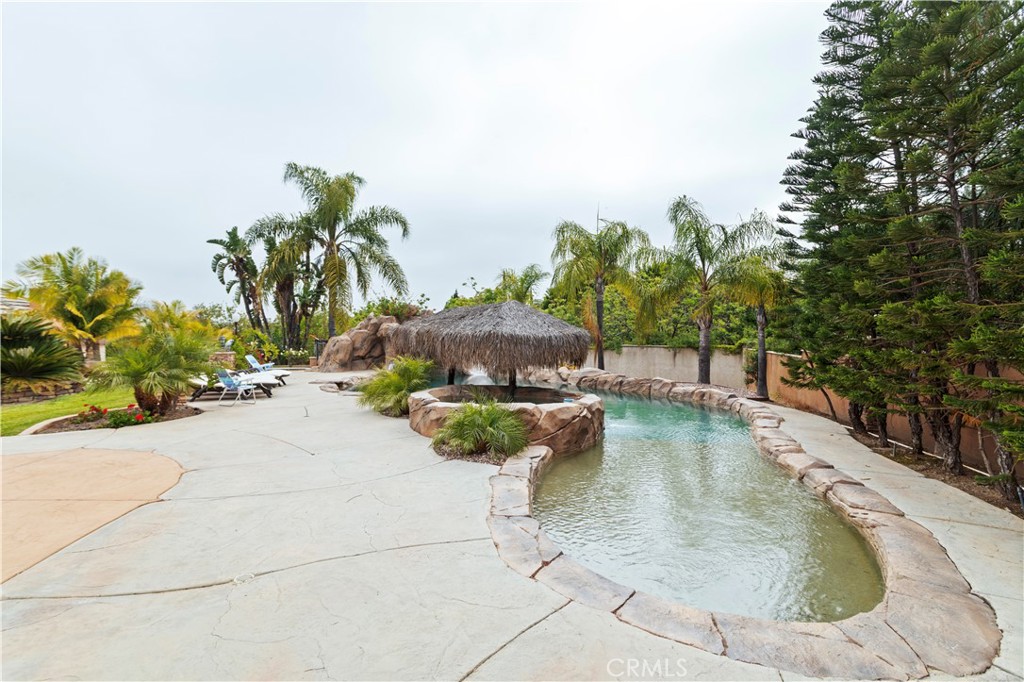 1084 FLAGER RANCH ROAD