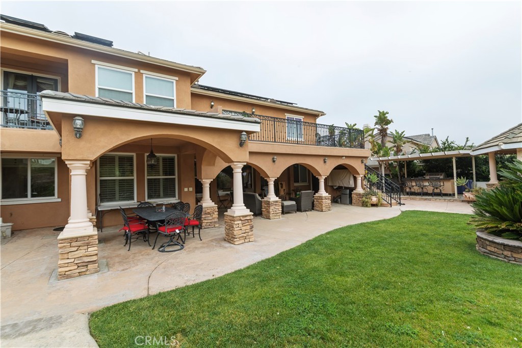 1084 FLAGER RANCH ROAD