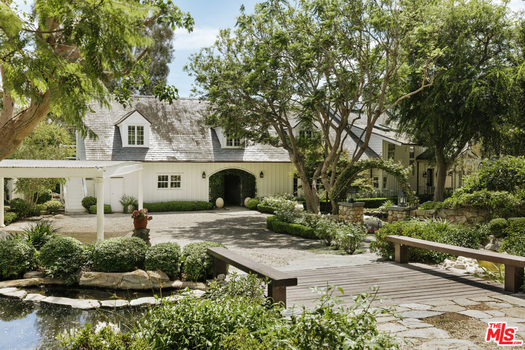 Point Dume - Residential Lease