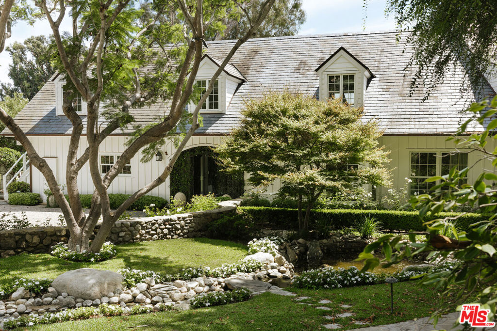 Point Dume - Residential Lease