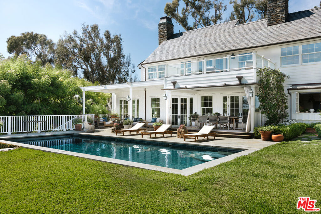 Point Dume - Residential Lease