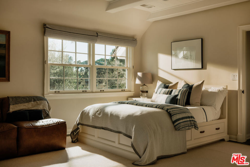 Point Dume - Residential Lease