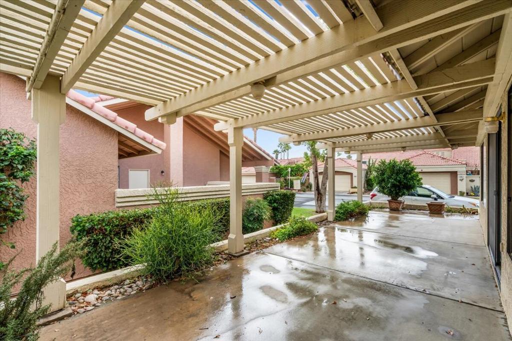 Oasis Country Club - Residential