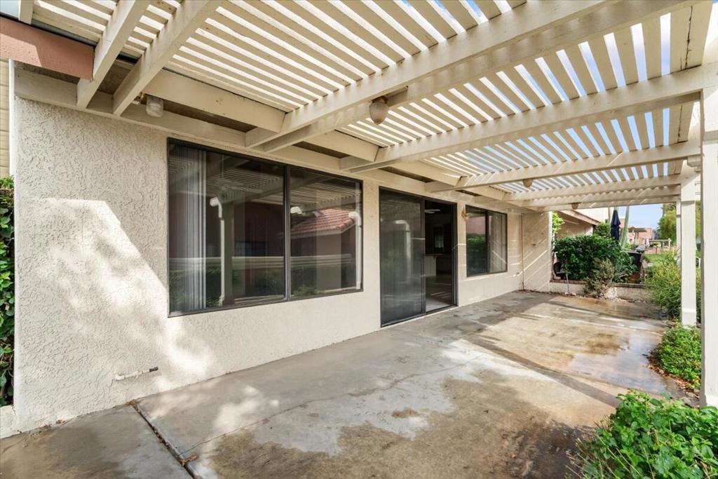 Oasis Country Club - Residential