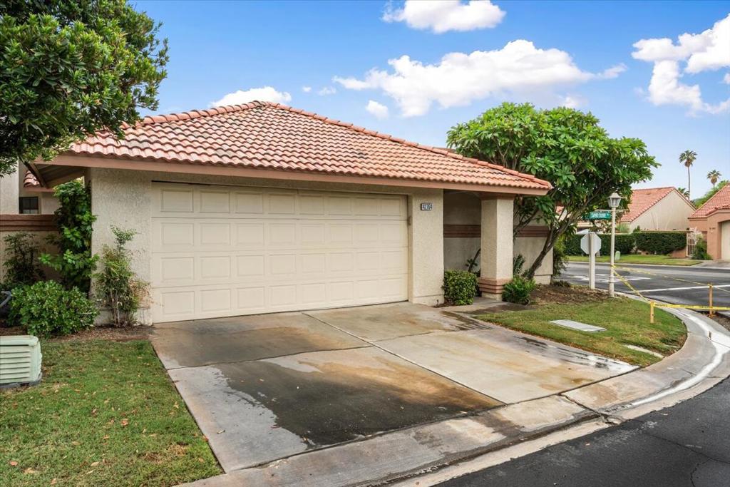 Oasis Country Club - Residential