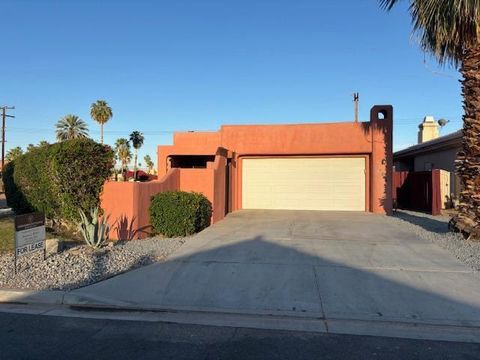 Photo of 51260 Avenida Vallejo, La Quinta, CA 92253 (MLS # 219145207DA)