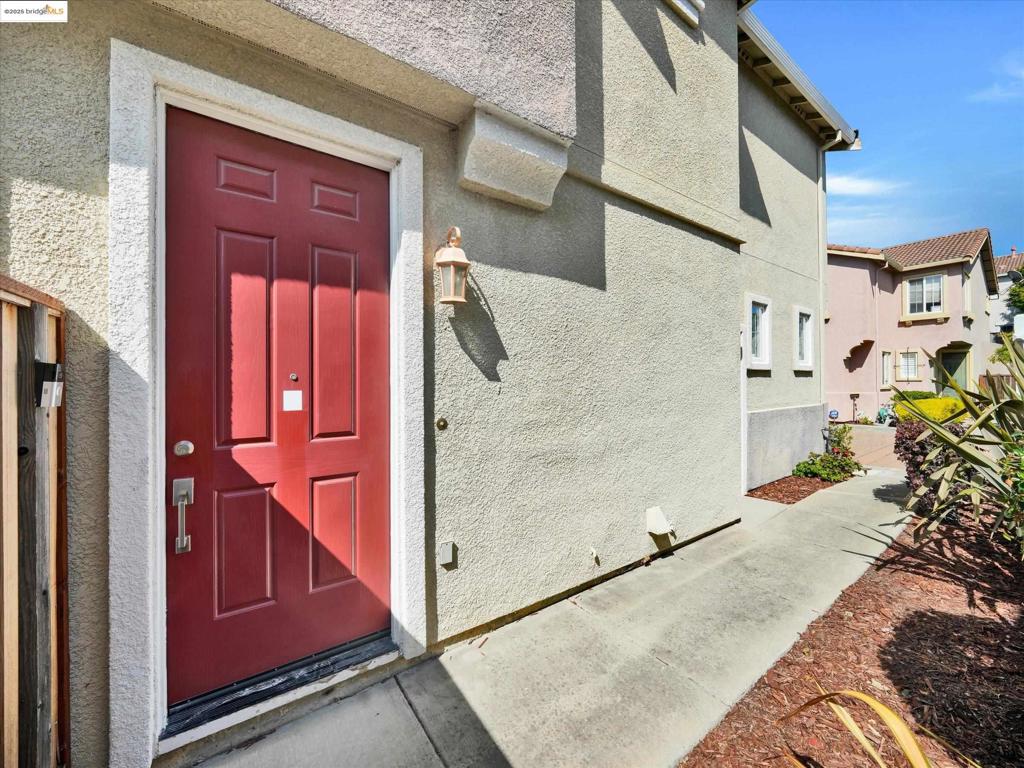 1111 Greystone Ct