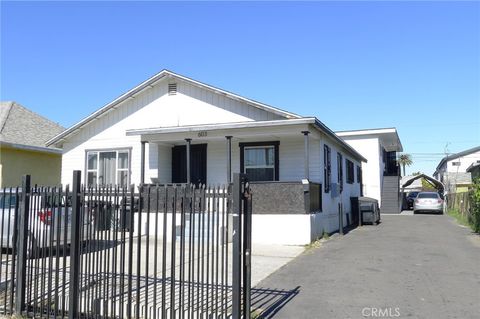 Photo of 603 W 75th St, Los Angeles, CA 90044 (MLS # WS26038716)