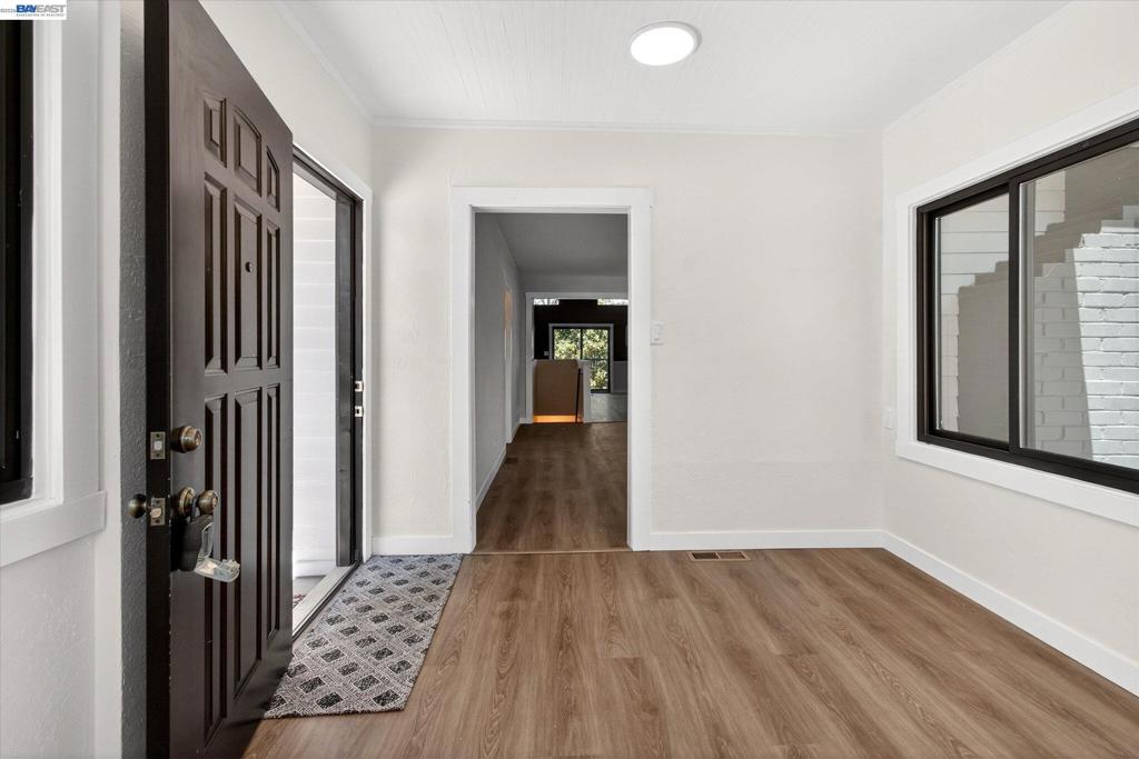 3280 Ohlone Way