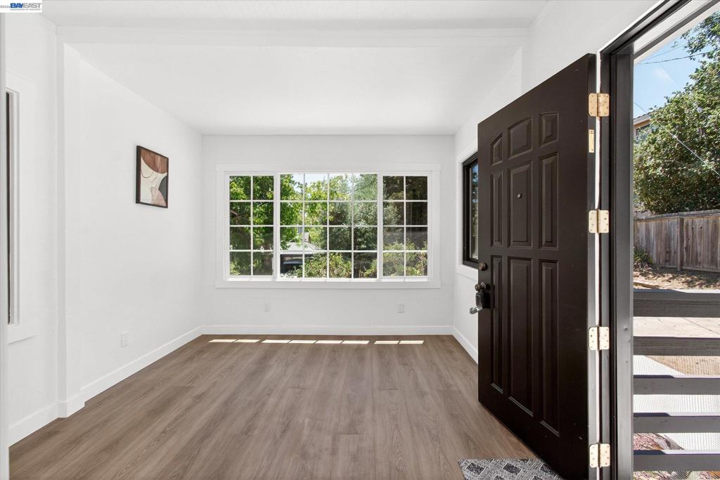 3280 Ohlone Way
