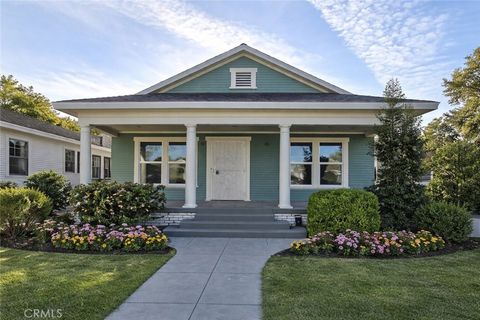 4239 S Raymond Avenue Los Angeles CA 90037