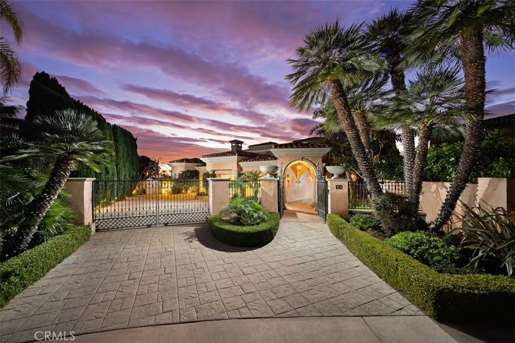 Photo of 11 Shoreview, Newport Coast, CA 92657 (MLS # OC25265825)