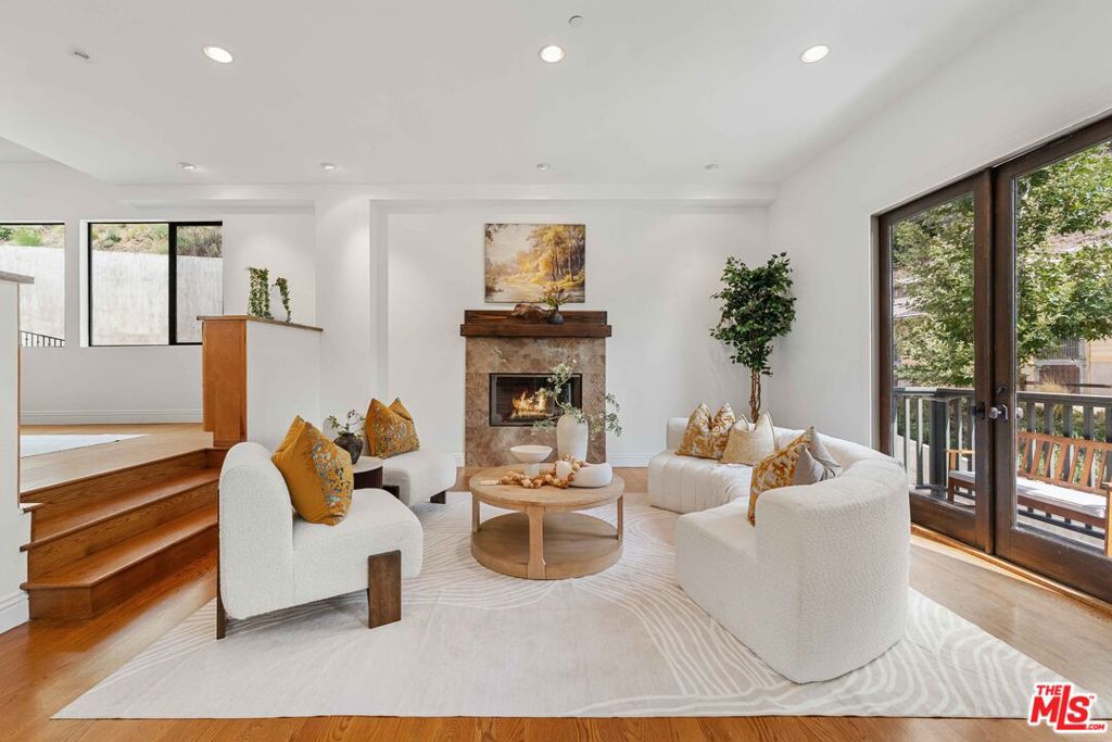 4099 Mandeville