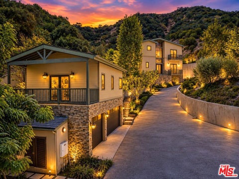 Photo of 4099 Mandeville, Brentwood, CA 90049 (MLS # 26872395)