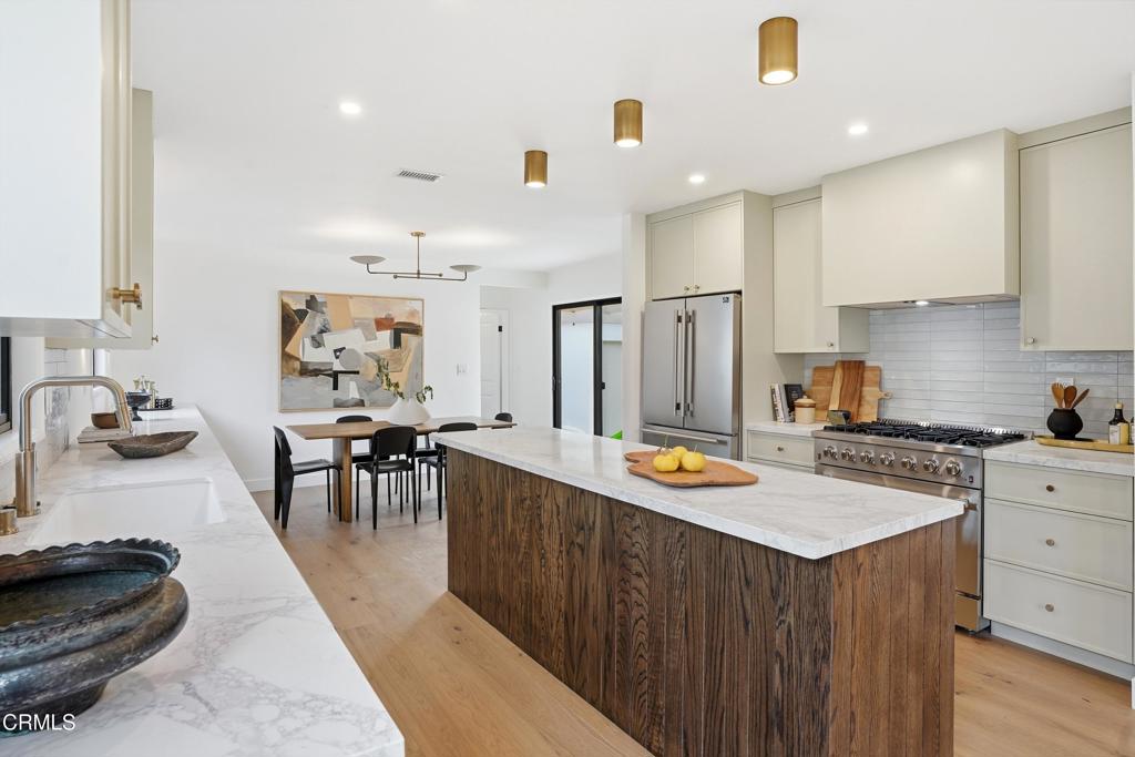 2801 Ceilhunt Avenue