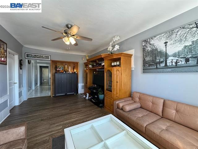 1436 52Nd Ave