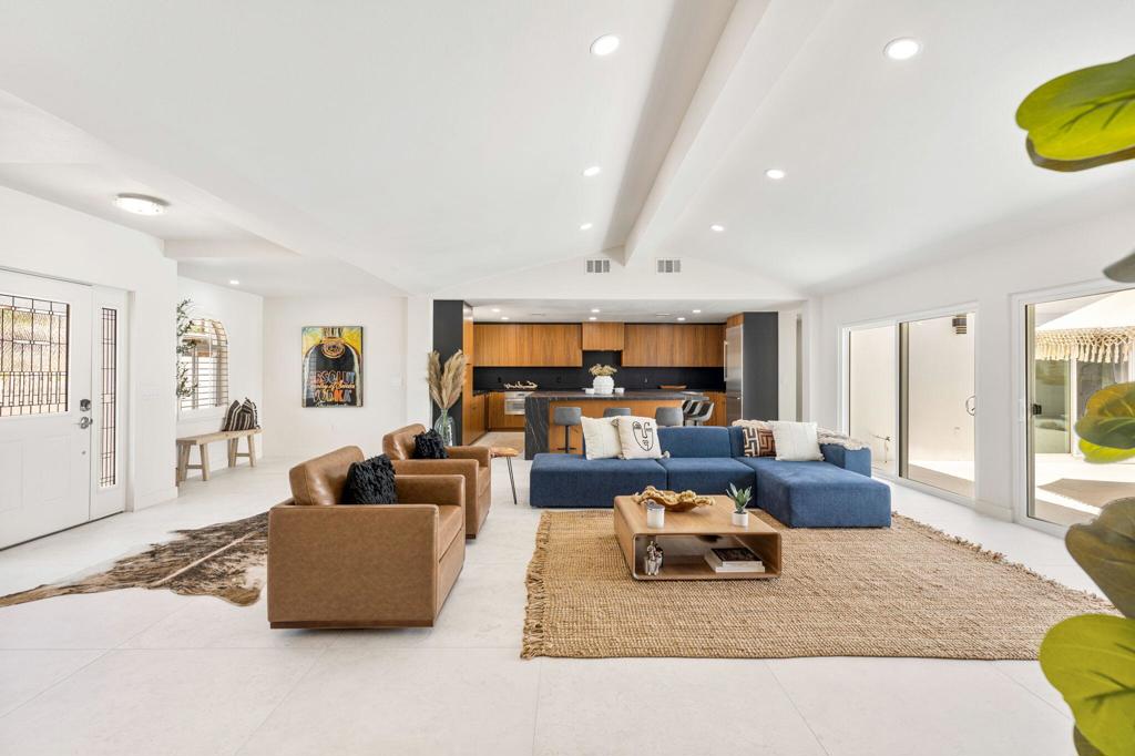 Silver Spur Ranch - Residential