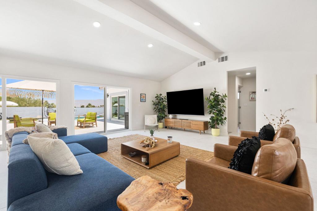 Silver Spur Ranch - Residential