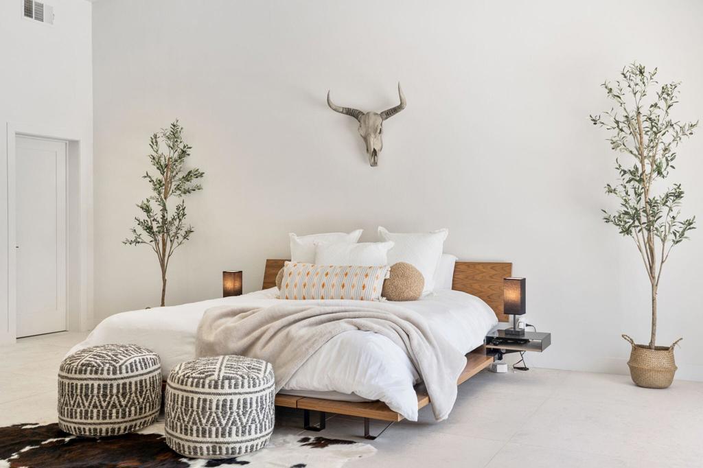 Silver Spur Ranch - Residential