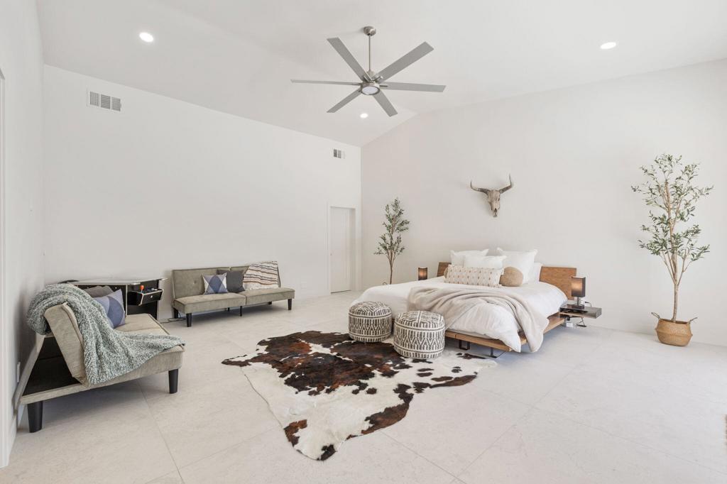 Silver Spur Ranch - Residential