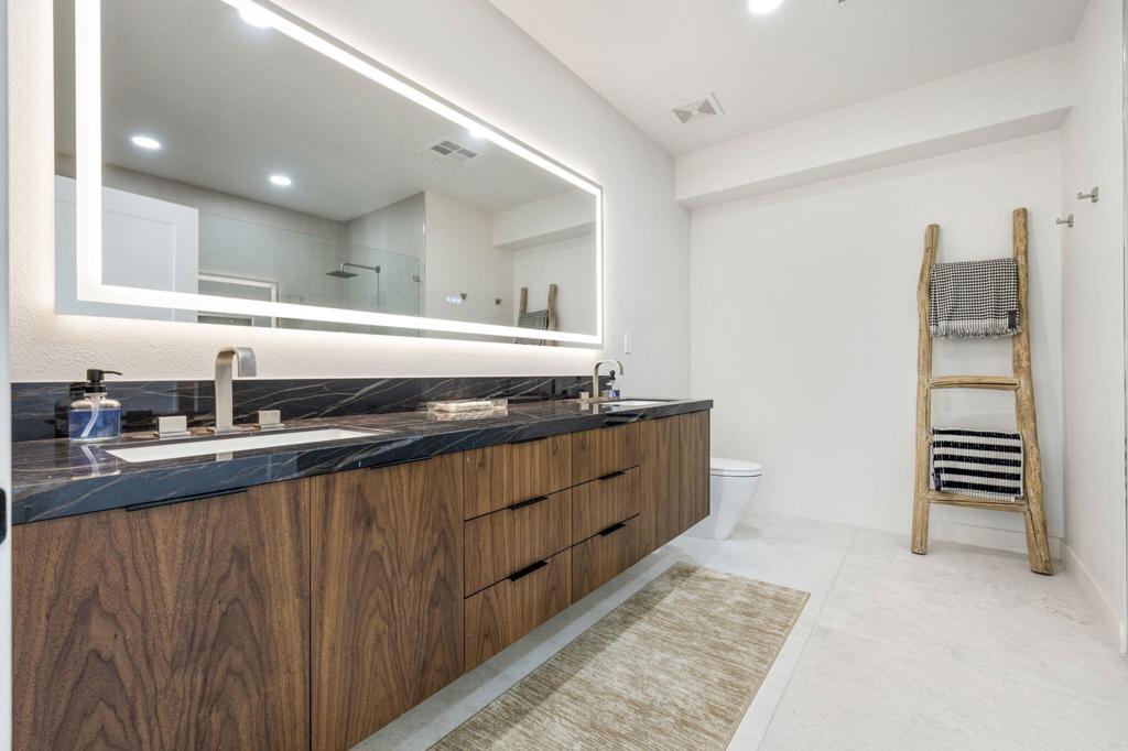 Silver Spur Ranch - Residential