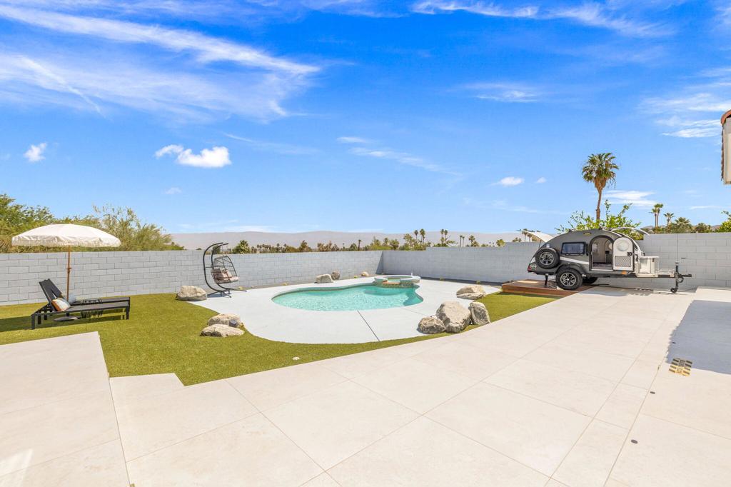 Silver Spur Ranch - Residential