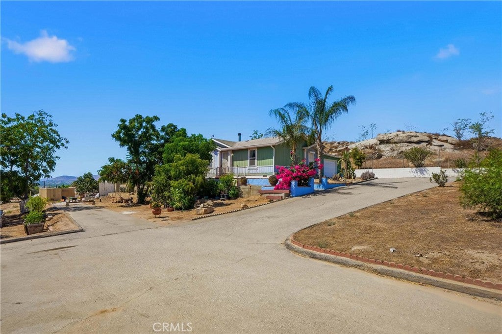 22201 Alviso