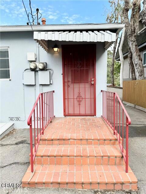329 N Chapel Avenue