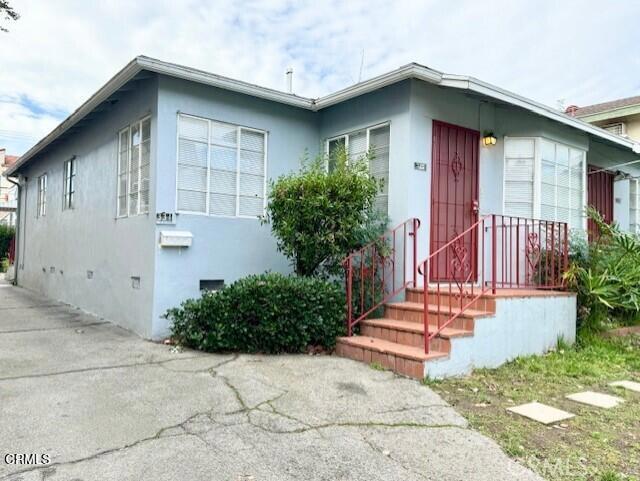 329 N Chapel Avenue