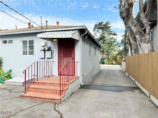 329 N Chapel Avenue
