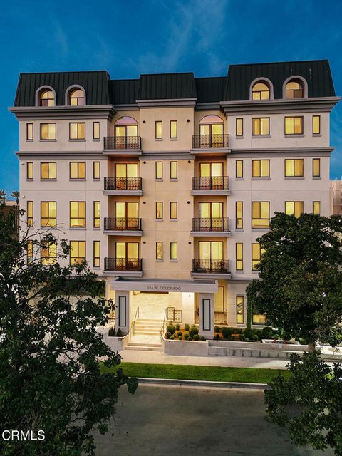 Photo of 124 W Colorado Street #502, Glendale, CA 91204 (MLS # P1-26440)