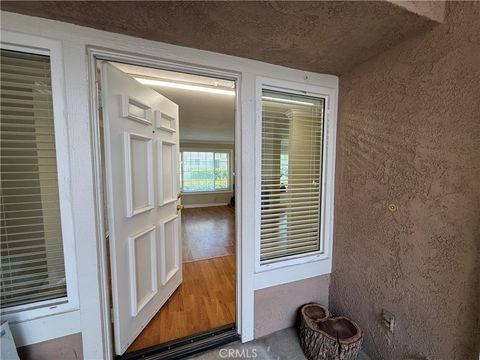 Photo of 14 Woodleaf, Irvine, CA 92614 (MLS # OC26067351)