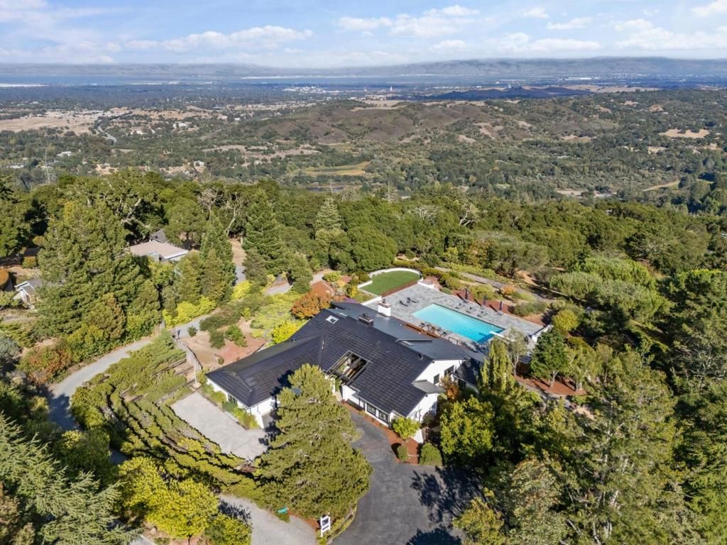 Photo of 6 Friars Lane, Woodside, CA 94062 (MLS # ML82024655)