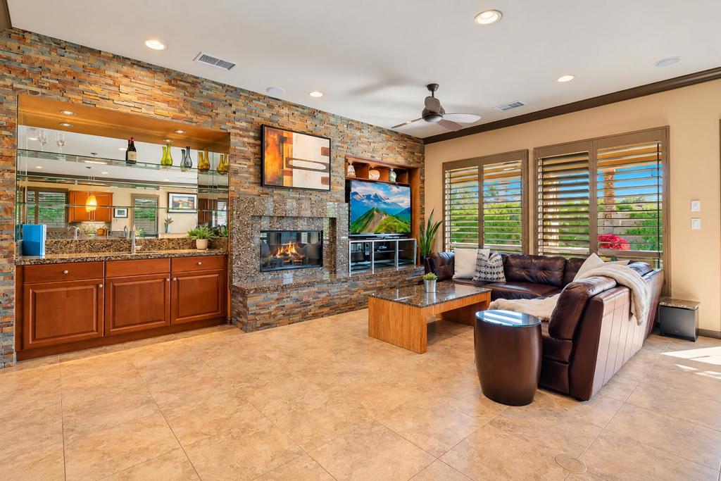 80913 Gentle Breeze Drive
