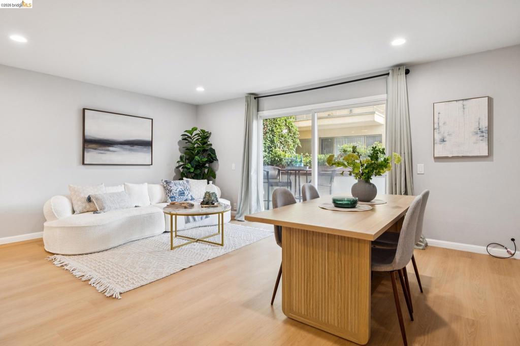 127 Bayo Vista Ave 104