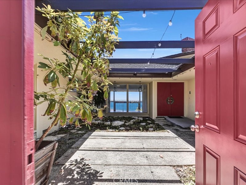 47 Oceanaire Drive