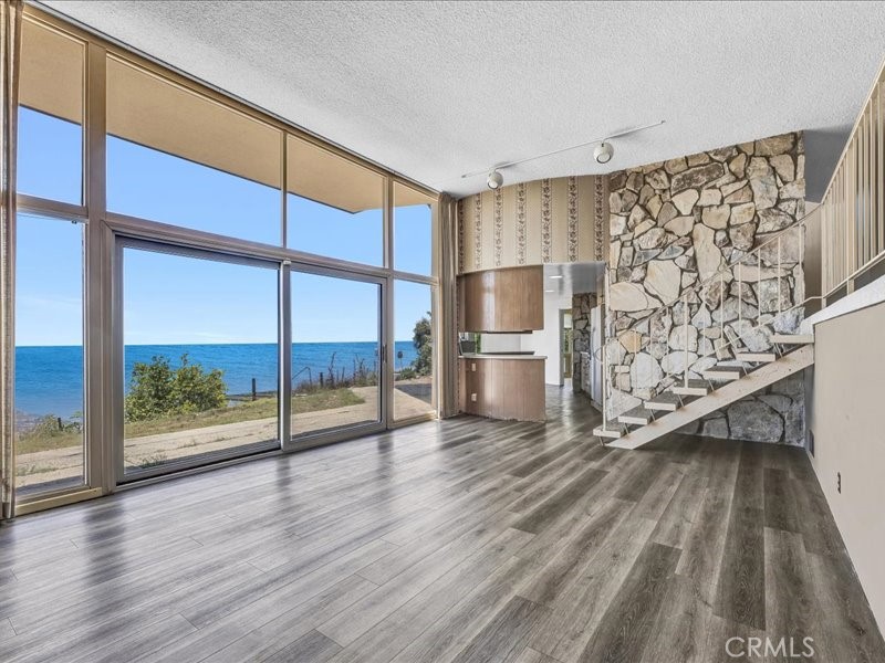 47 Oceanaire Drive